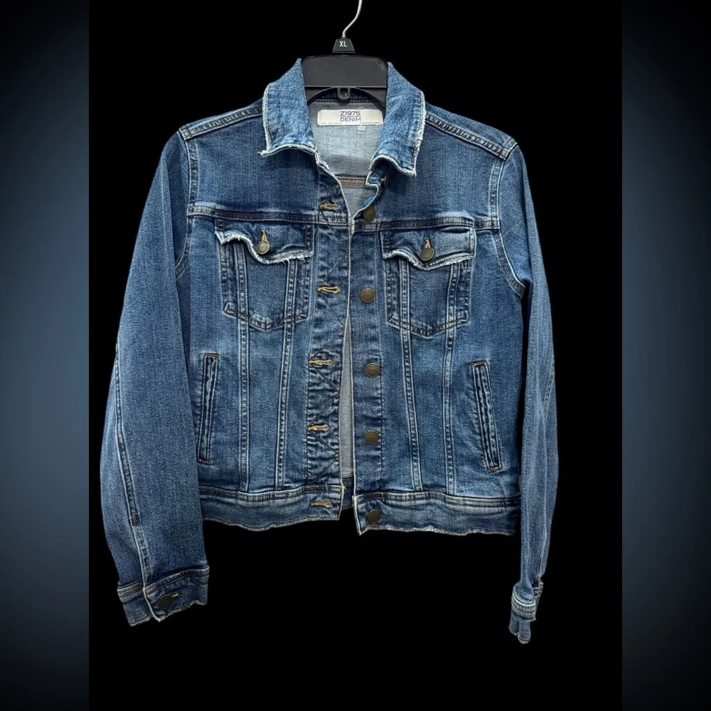 ZARA Distressed Classic Jean Jacket - Picture 1 of 10